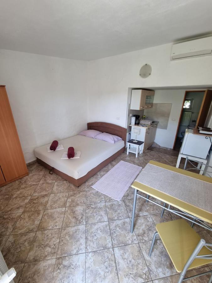 Apartments Residenz Labinci - Einzeln Haus Casa Rustica Kastelir Ngoại thất bức ảnh